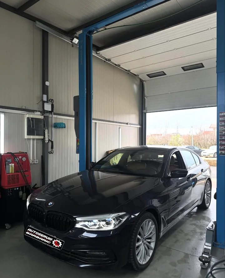 BMW G30, 2017.